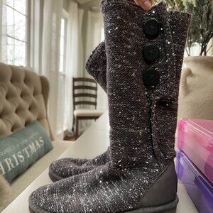 Ugg Boots - Size 7 - Gray Glitter (Excellent Condition)